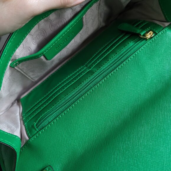 Kelly Green Michael Kors Clutch / Shoulder / Evening Bag - Picture 7 of 7